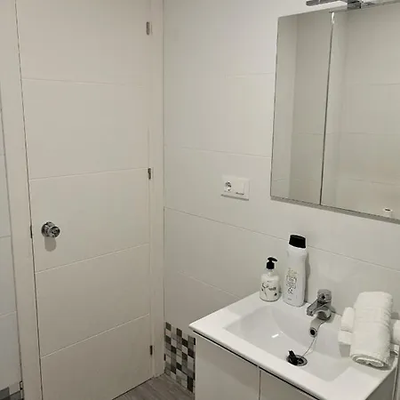 Piso Calzada De La Infanta Tres Carabelas